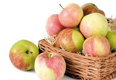 Як відіпрати плями з одягу від яблук? 