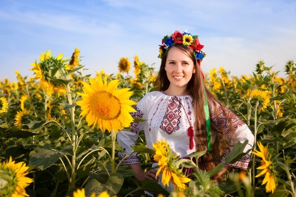 як вибрати вінок для весілля в українському стилі