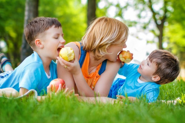 яка роль ягід і фруктів у дитячому харчуванні