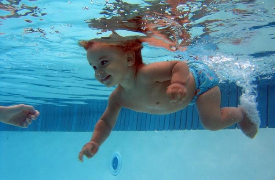 Як вибрати дитячий купальник