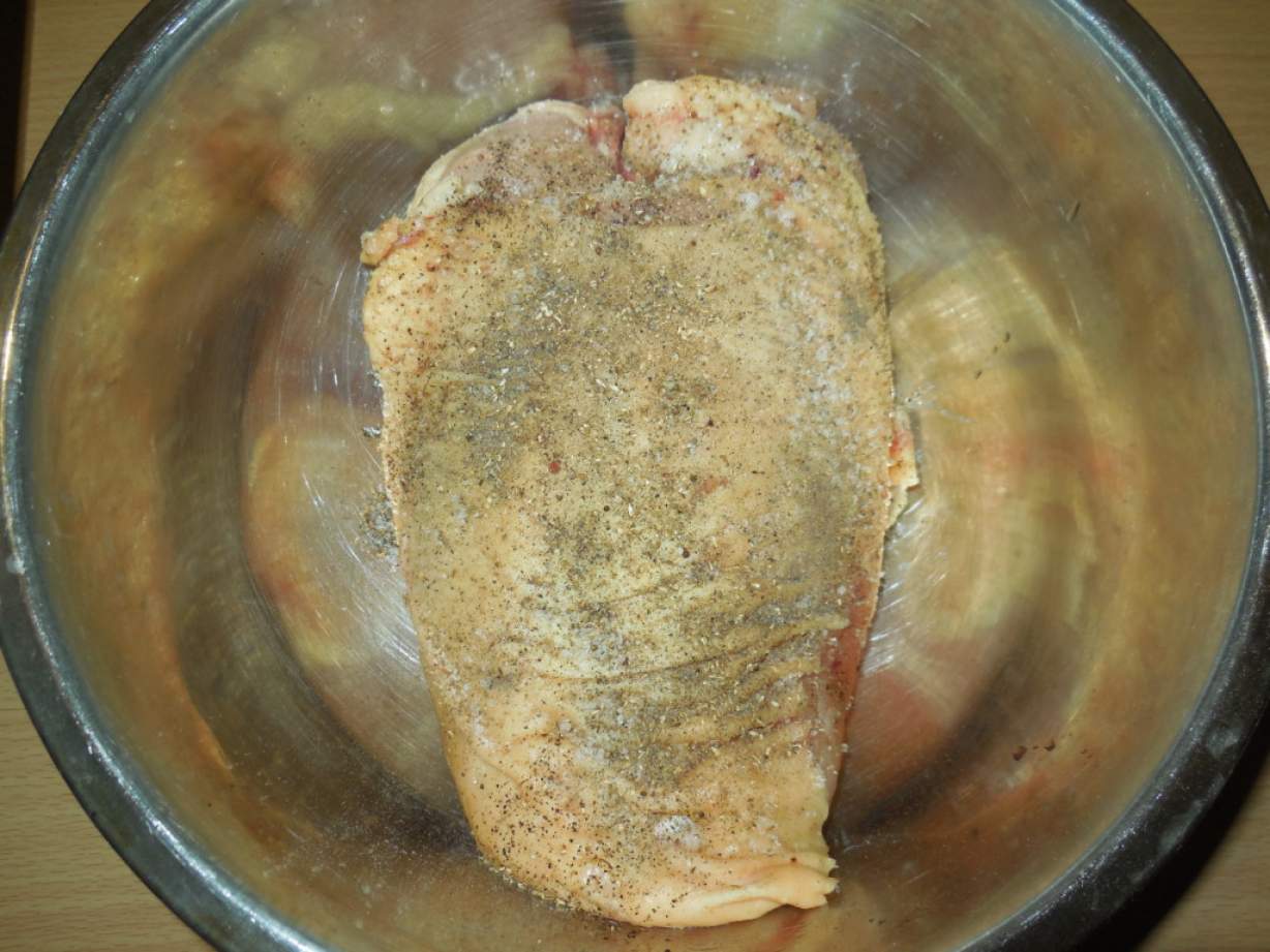 Смачні курячі грудки запечені в духовці в соусі з хурми