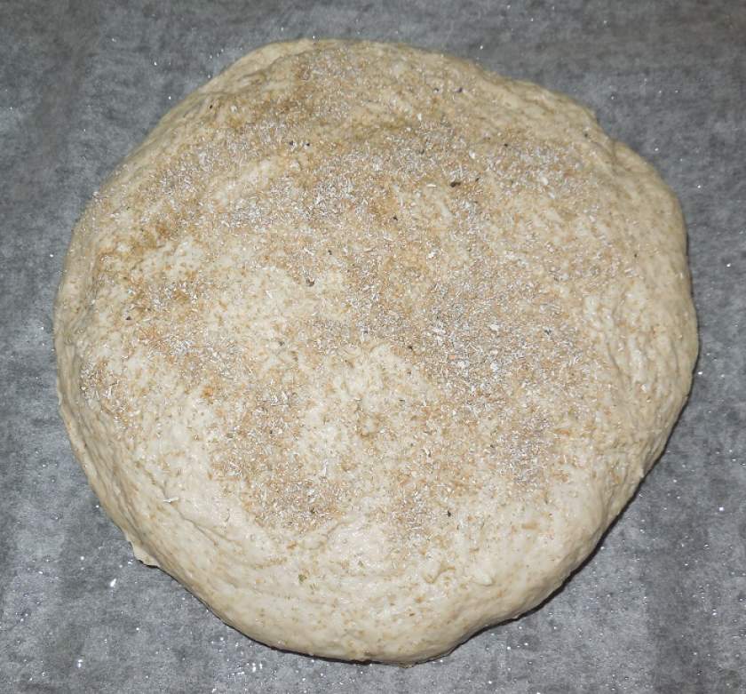 Смачний і корисний пшеничний хліб грубого помелу з висівками