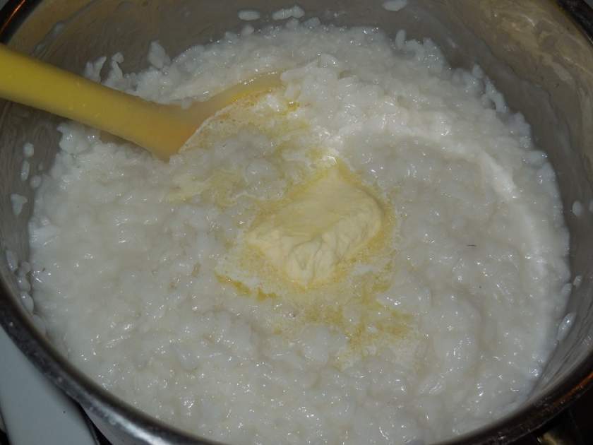 Як зварити рисову кашу на воді на гарнір