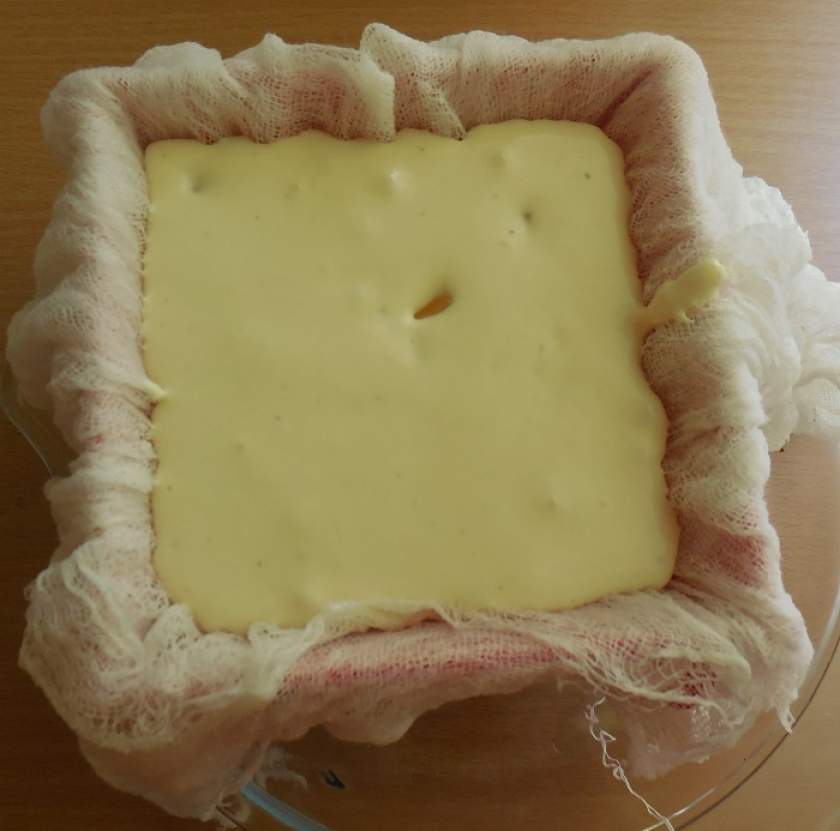 Смачна домашня сирна заварна паска з цукатами