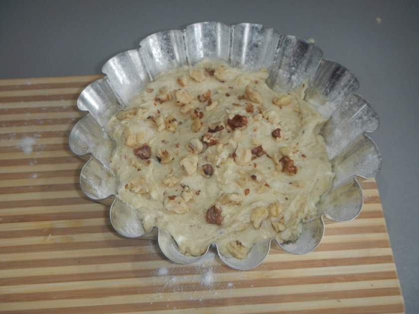 Простий горіховий кекс на кефірі — як приготувати в домашніх умовах