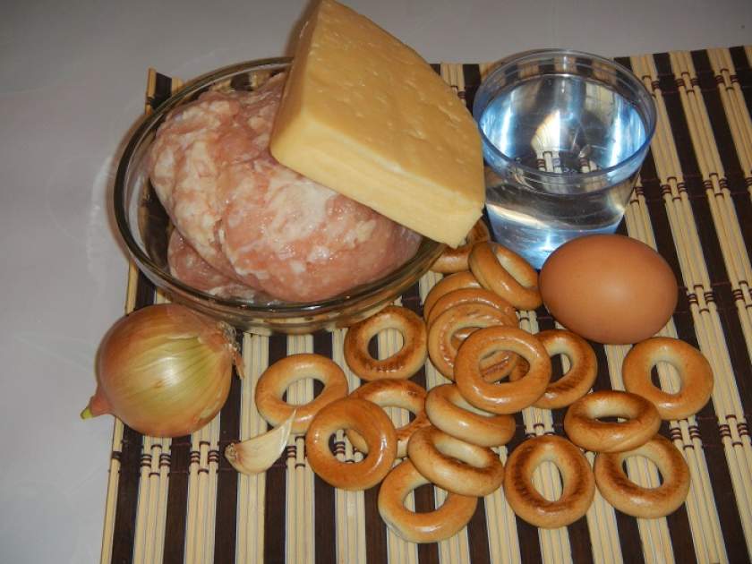 Бублики з фаршем в духовці або фаршировані сушіння — простий рецепт закуски